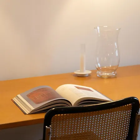 Διαμέρισμα Chic Design 80 Sqm - Sleeps 6 - Metro 2 Min