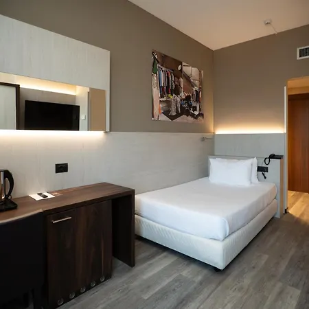 Garibaldi Palace Hotel 3*