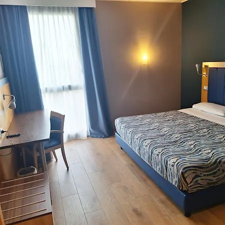 アイデア サン シーロ 4*