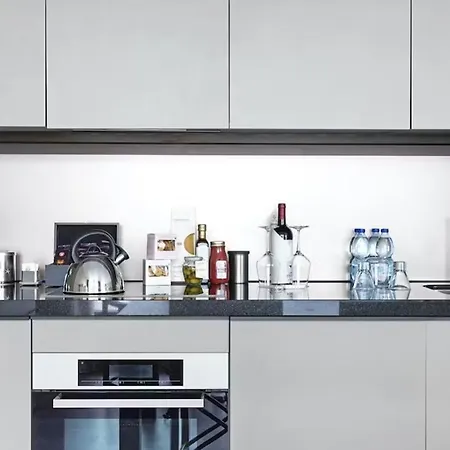 Allegroitalia San Pietro All'orto 6 Appart hôtel 4*