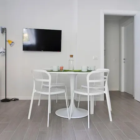 Italianway Easy - Sebastiano Veniero 27 A - Tr...