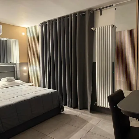 Camilla Easy Metro 4 Gasthuis Milaan