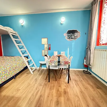 The Rabbit Hole Milão