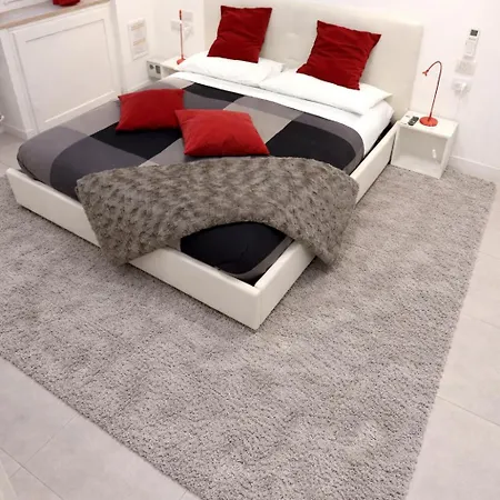 Metro Plaza -buenos Aires Appartamento *