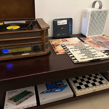 Apartamento The Wine Cave, Spacious 2Bdr 100Sqm Apartment, Steps From Milano Centrale, Ideal For Large Families And Groups - Strong Wifi *