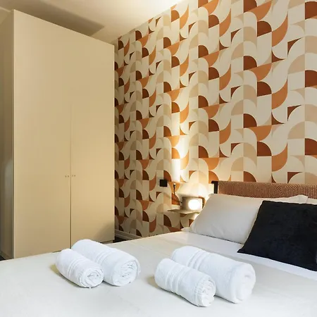 Duomo, Central Apartment - 2 Bedroom Διαμέρισμα Μιλάνο
