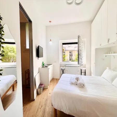 Appartamento 5 Min Walk To Duomo Petite Loft! *