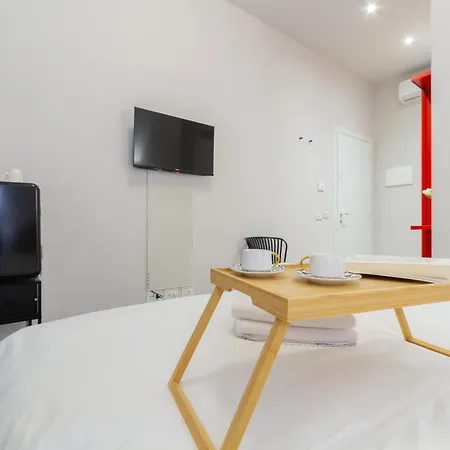 House Of Design Casati - Corso Buenos Aires 3* Milan