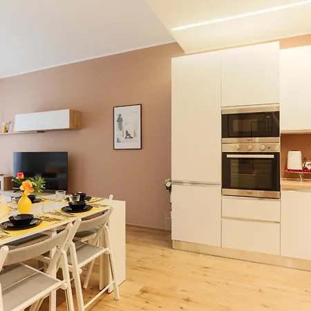 La Casa Sole Апартаменты Милан