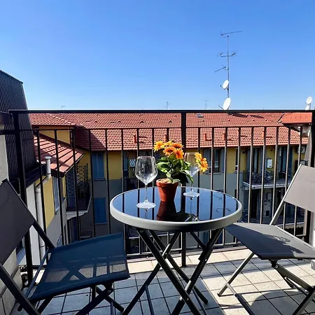 Big Mansarda Goldoni - Duomo M4 Lin Airport Milaan