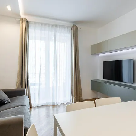 Doria 10 Next To Train Station Milano