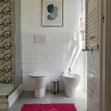 -l' Oasi Del Turista, 4- Station 3* Milán