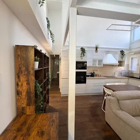 Dea Dreams - Lofty Marghera Semesterbostad Milano