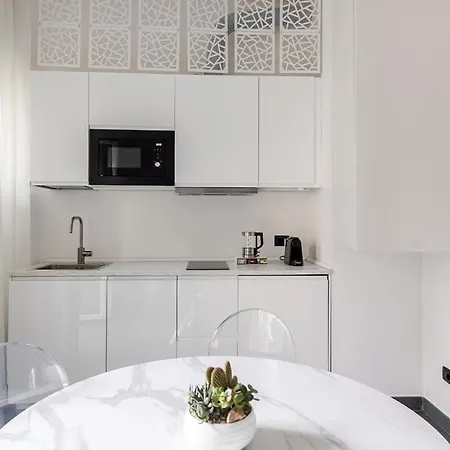 Linate Garden House Mecenate Fabrique Arena Santagiulia 公寓