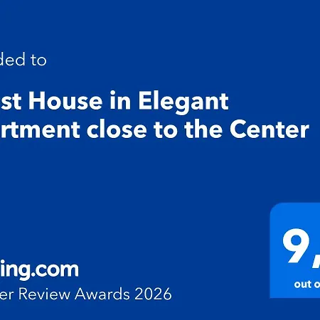 In Elegant Close To The Center Gæstehus