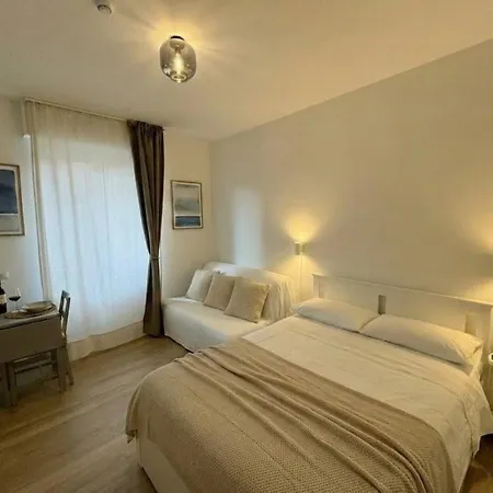 Appartamento Loreto 15 Mins From Duomo - M1 Rovereto Milano