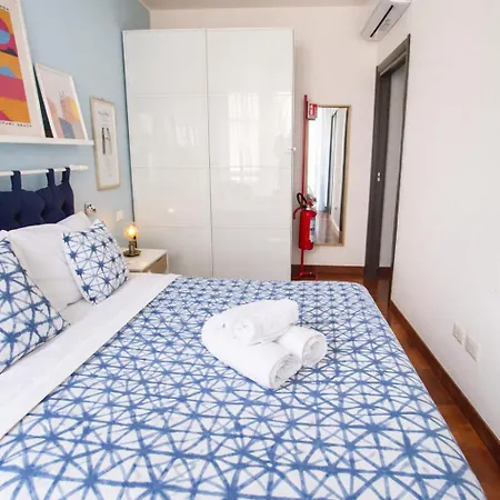 Апартаменты Blue Retreat Modern Near M4