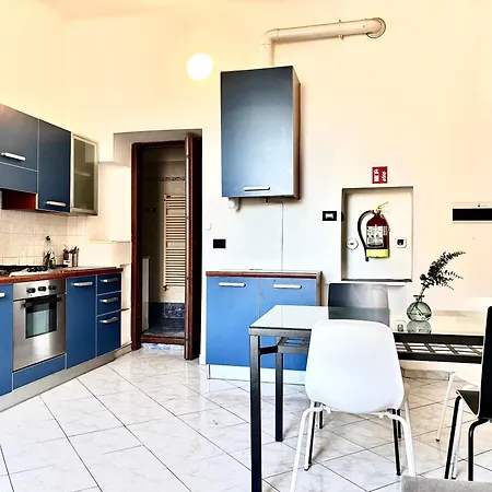 U66-porta Vittoria & Romana,duomo,centrale Milão