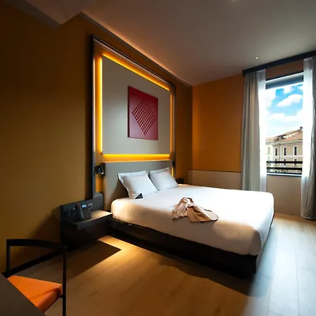 Palazzo Loreto Mailand
