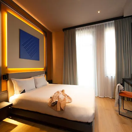 Palazzo Loreto 4*