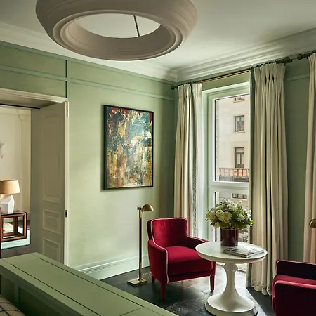Rocco The Carlton 5*