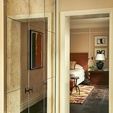 Rocco The Carlton Hotel