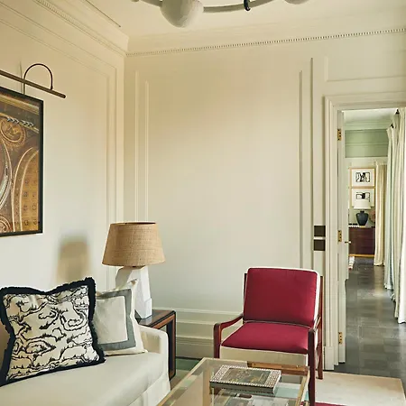 Rocco The Carlton Hotel