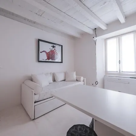 Hotel apartamentowy Sempione11suites 4*