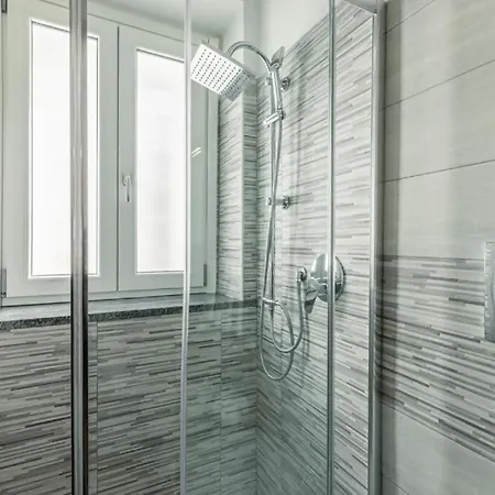 Aura Milanese بيت للعطل *