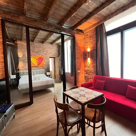 Hébergement de vacances Emmeloft I Orange Moon - Vibrant Modern Luxury Loft