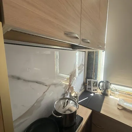 Bicocca Niguarda A 15min Dal Duomo ゲストハウス 4*