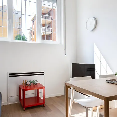Hotiday Frattini Hotel apartamentowy 3*