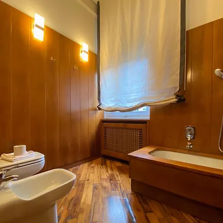Quadrio Grand - Parking Space And Garden Villa Milan