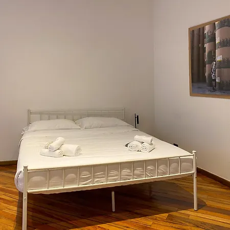 Villa Quadrio Grand - Parking Space And Garden Milan