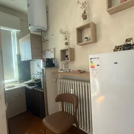 ゲストハウス Bicocca Niguarda A 15min Dal Duomo 4*