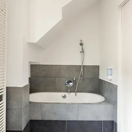 Independent House Private Garden Feriehus