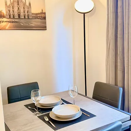 M10 The Milanese Experience Mono&bilo בית הארחה 3*