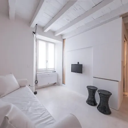 Hotel apartamentowy Sempione11suites 4*