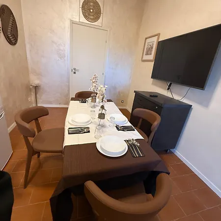 ゲストハウス Bicocca Niguarda A 15min Dal Duomo 4*