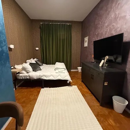 ゲストハウス Bicocca Niguarda A 15min Dal Duomo