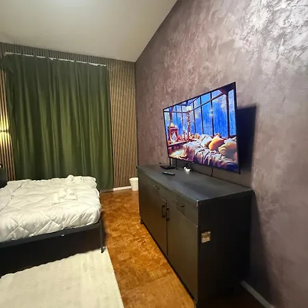 ゲストハウス Bicocca Niguarda A 15min Dal Duomo