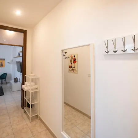 Apartament Design & Comfort Near Station *