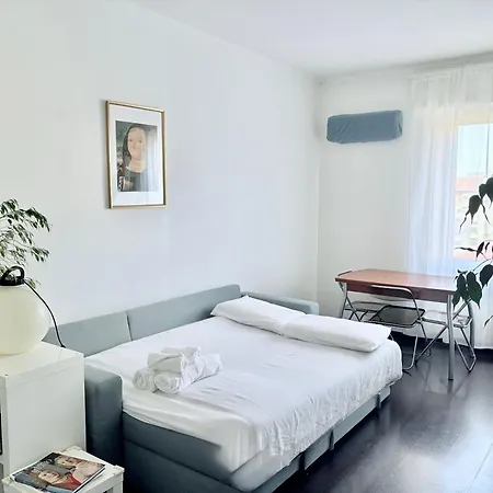 Apartmán Curius, 15 Min From The Duomo, Navigli