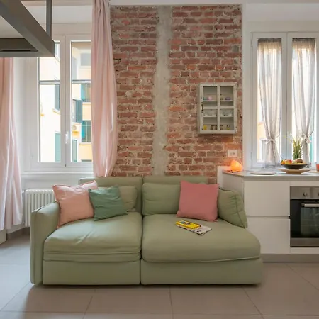 公寓 Loft Moderno A Milano Vicino Citylife Duomo Sansiro 米兰