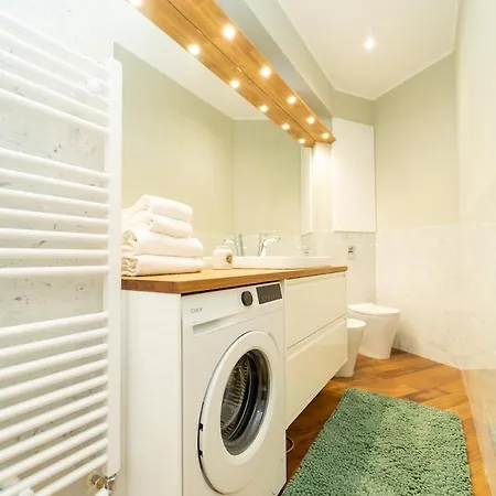 Cozy With Ac & Wifi Lägenhet Milano