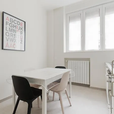 Guesthost - Comfy Flat Near Gambara Mm1 ミラノ