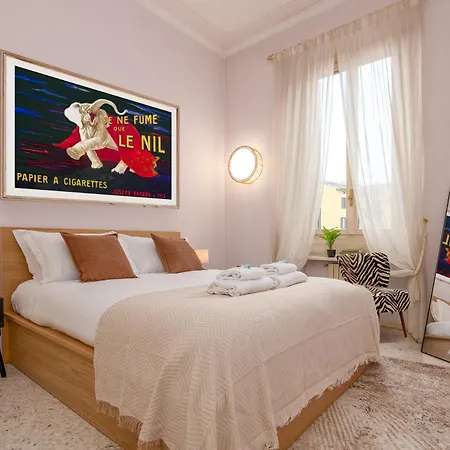 Daire Three-room Flat With Balcony In Porta Romana *