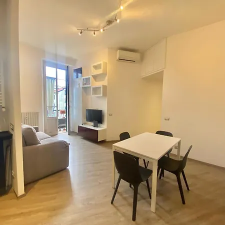 Palma Home, Elegante E Spaziosa Nel Cuore Della Citta Di Milano, Con Metropolitana M1 Gambara Apartmán *