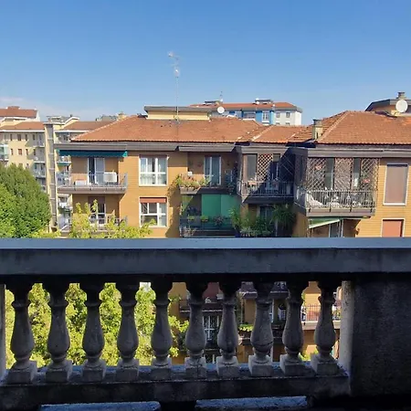 Appartement Lambrate - Corti - Bilocale Con Ampio Balcone *