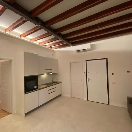 Alserio Urban In Isola Area Διαμέρισμα *